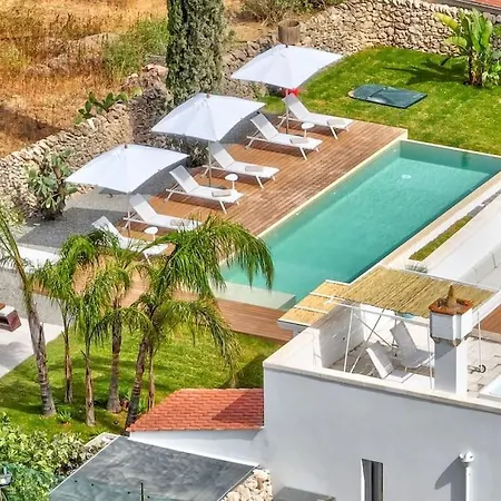 Villa Masseria Donna Cristina By Raro Maruggio